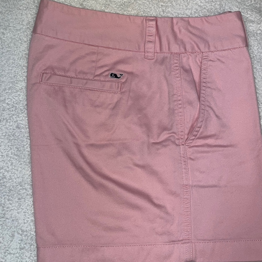 Vineyard Vines shorts size 4